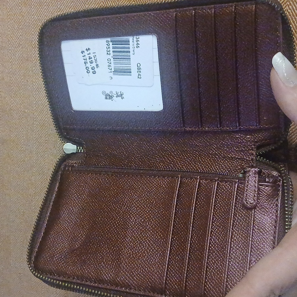 Bnwt Authentic Coach Glitter Clutch in Shimmering- Purple Cherry - Picture 12 of 12